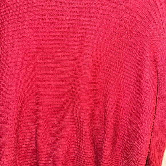 Elegant Deep Cranberry/ Burgundy Knit Sweater - Picture 8 of 10